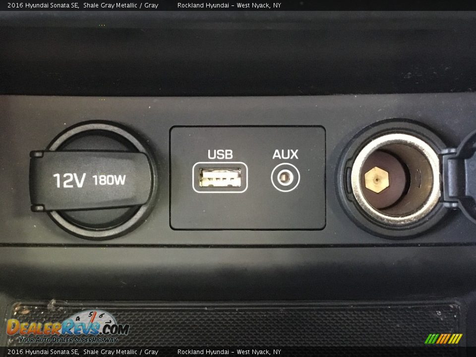 2016 Hyundai Sonata SE Shale Gray Metallic / Gray Photo #15
