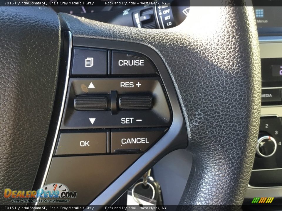 2016 Hyundai Sonata SE Shale Gray Metallic / Gray Photo #19