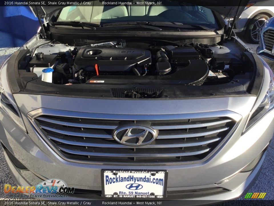 2016 Hyundai Sonata SE Shale Gray Metallic / Gray Photo #30