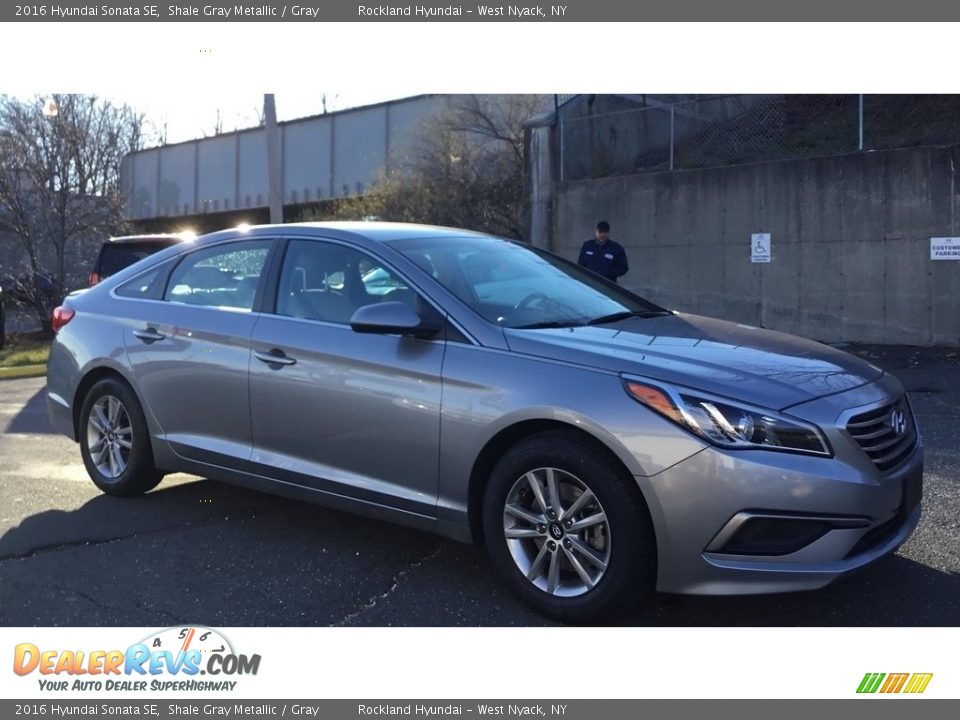 2016 Hyundai Sonata SE Shale Gray Metallic / Gray Photo #3