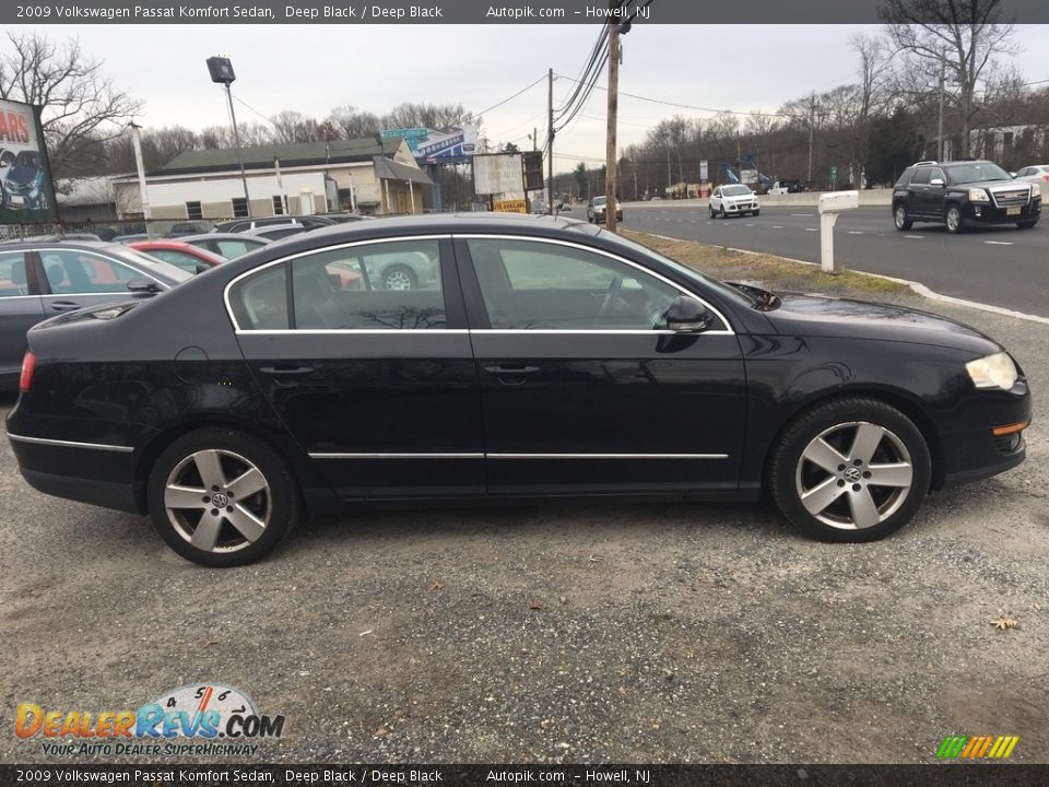 2009 Volkswagen Passat Komfort Sedan Deep Black / Deep Black Photo #6