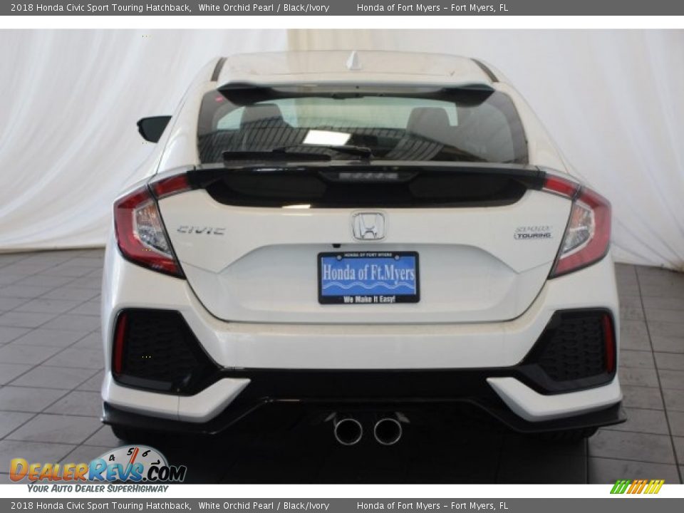 2018 Honda Civic Sport Touring Hatchback White Orchid Pearl / Black/Ivory Photo #7