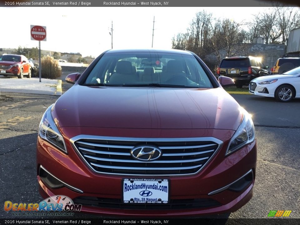 2016 Hyundai Sonata SE Venetian Red / Beige Photo #2