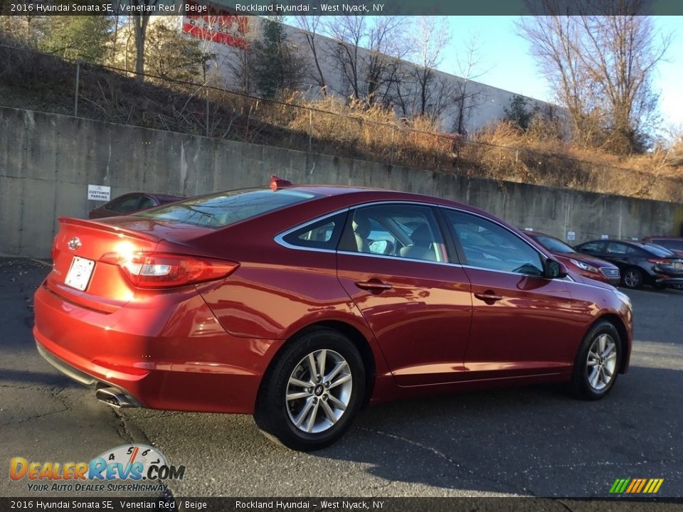 2016 Hyundai Sonata SE Venetian Red / Beige Photo #4