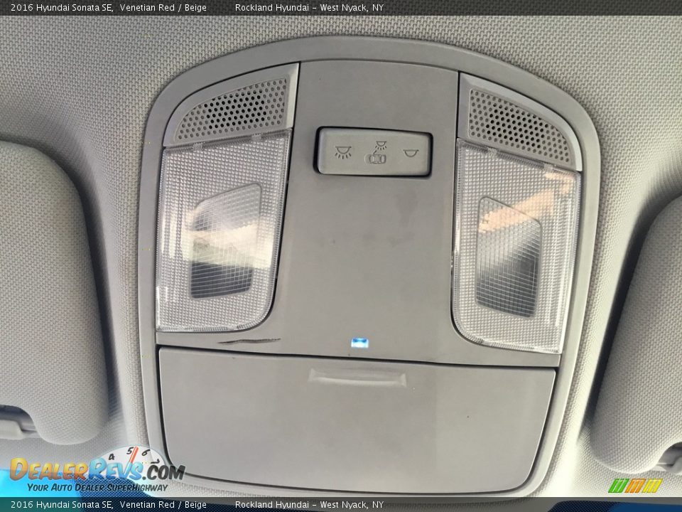 2016 Hyundai Sonata SE Venetian Red / Beige Photo #13