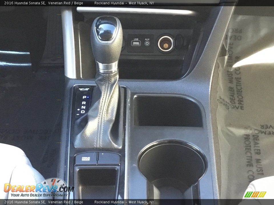 2016 Hyundai Sonata SE Venetian Red / Beige Photo #16