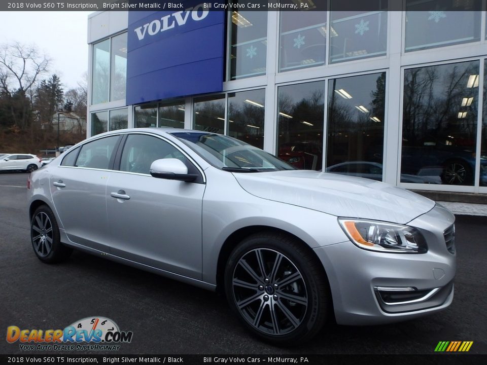 Front 3/4 View of 2018 Volvo S60 T5 Inscription Photo #1