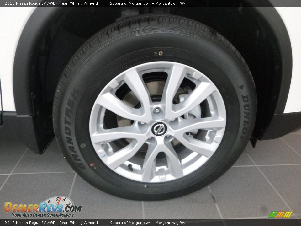 2018 Nissan Rogue SV AWD Pearl White / Almond Photo #2