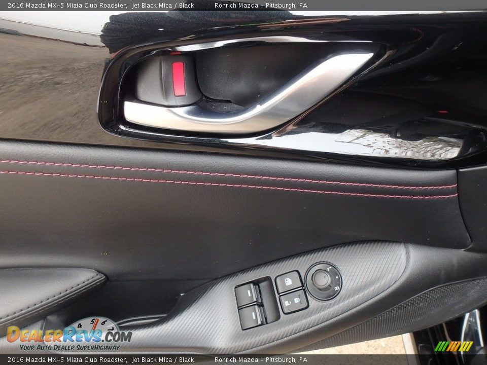 Door Panel of 2016 Mazda MX-5 Miata Club Roadster Photo #16