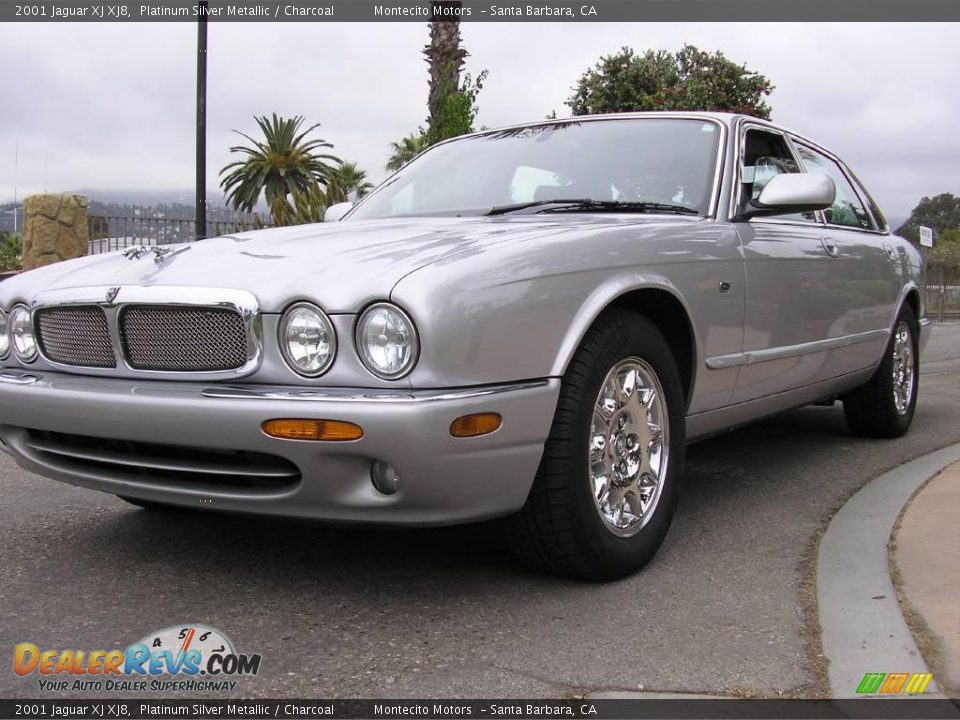 2001 Jaguar XJ XJ8 Platinum Silver Metallic / Charcoal Photo #2