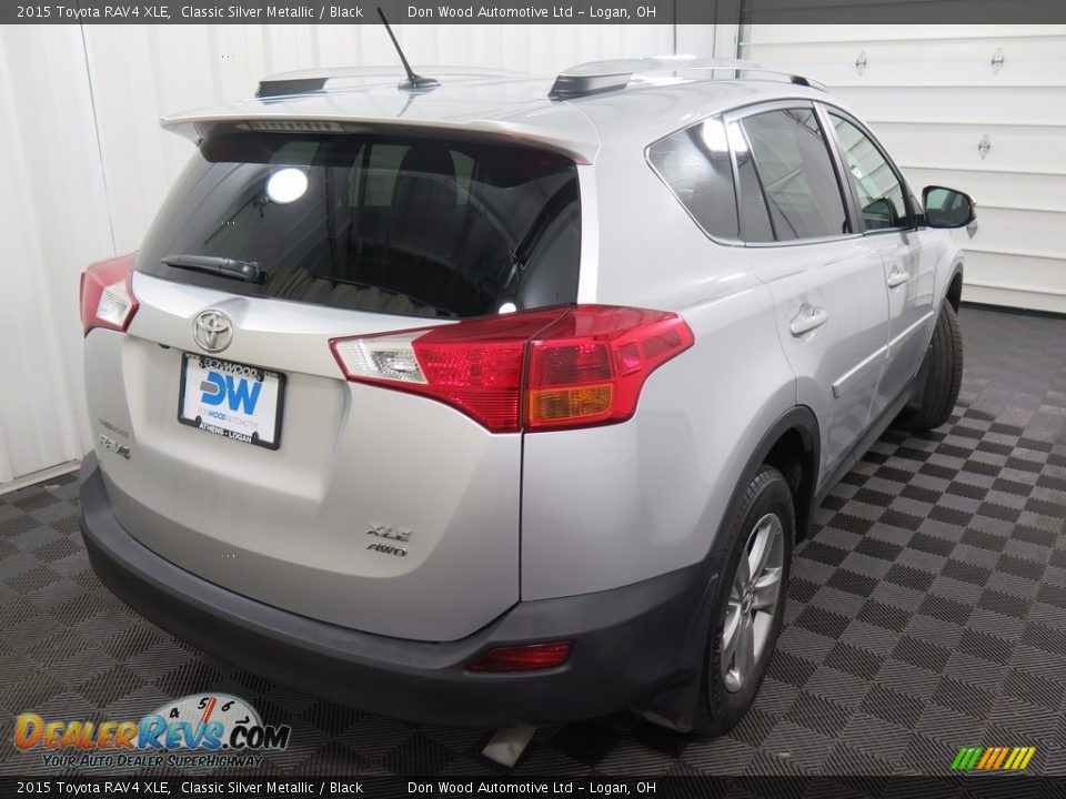 2015 Toyota RAV4 XLE Classic Silver Metallic / Black Photo #10