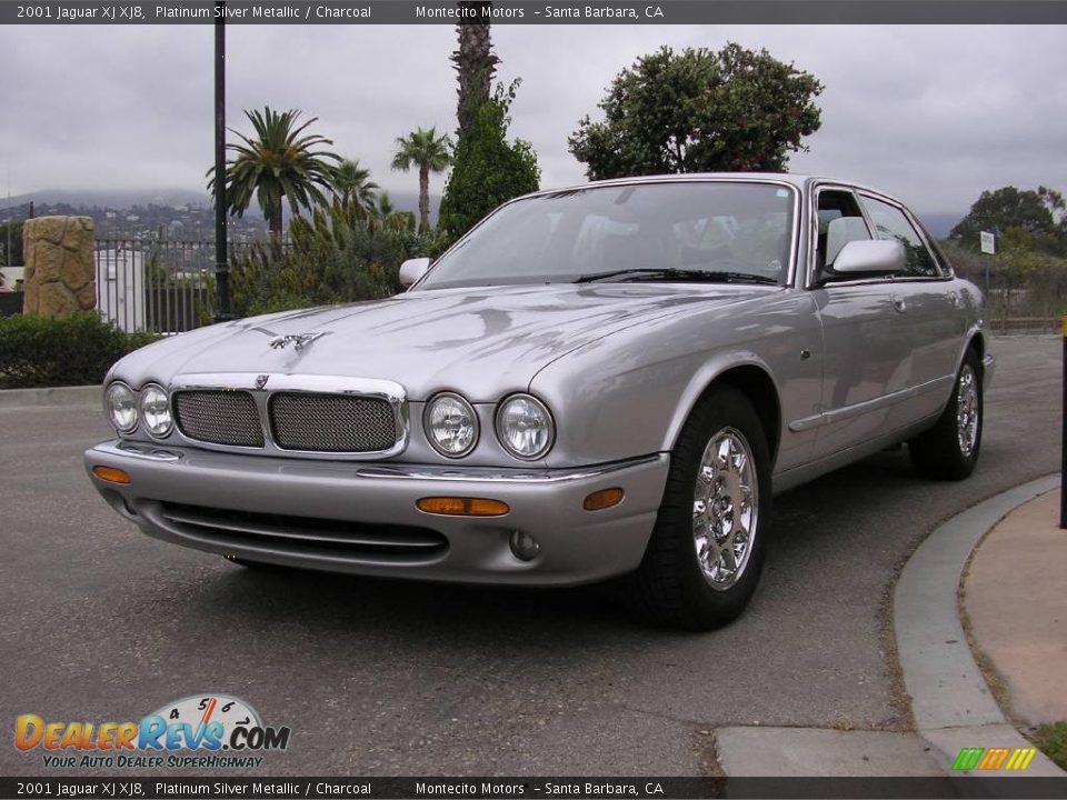 2001 Jaguar XJ XJ8 Platinum Silver Metallic / Charcoal Photo #10