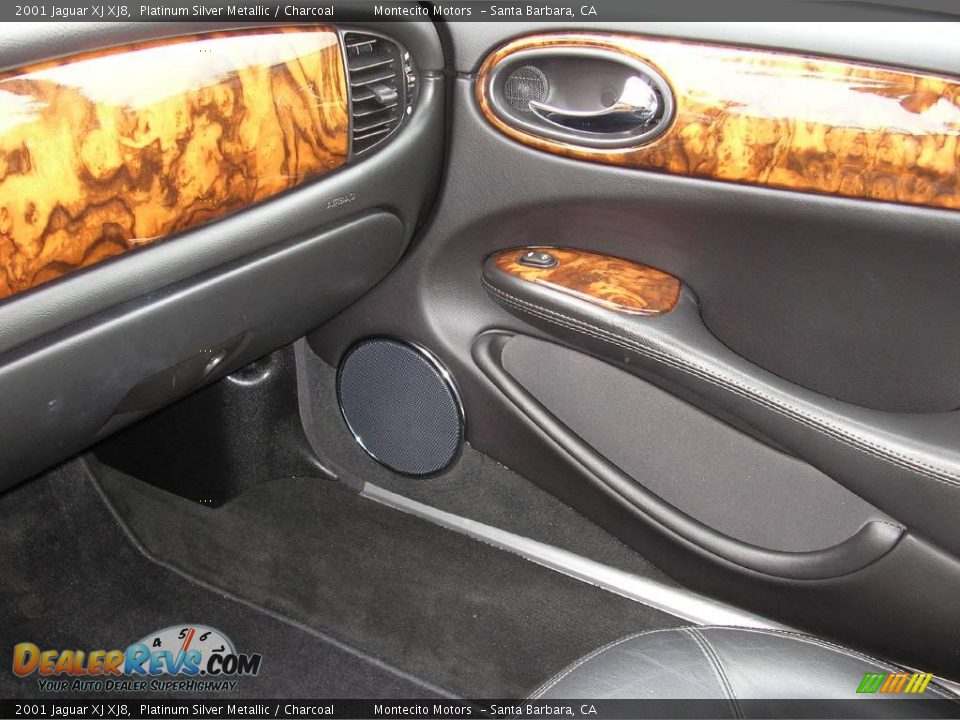 2001 Jaguar XJ XJ8 Platinum Silver Metallic / Charcoal Photo #11