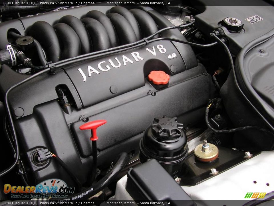 2001 Jaguar XJ XJ8 Platinum Silver Metallic / Charcoal Photo #24