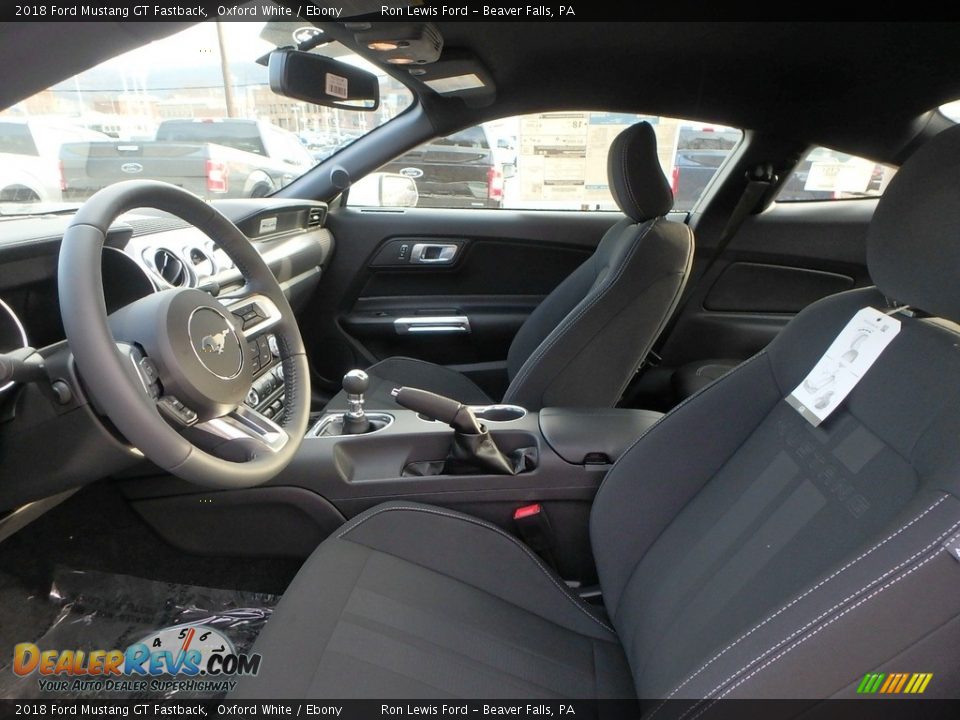 Ebony Interior - 2018 Ford Mustang GT Fastback Photo #11