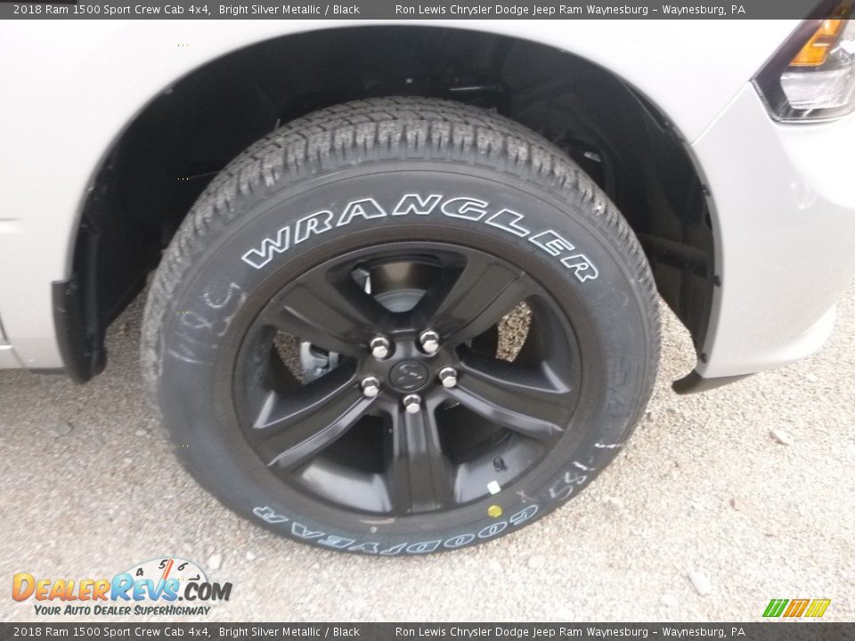 2018 Ram 1500 Sport Crew Cab 4x4 Bright Silver Metallic / Black Photo #2