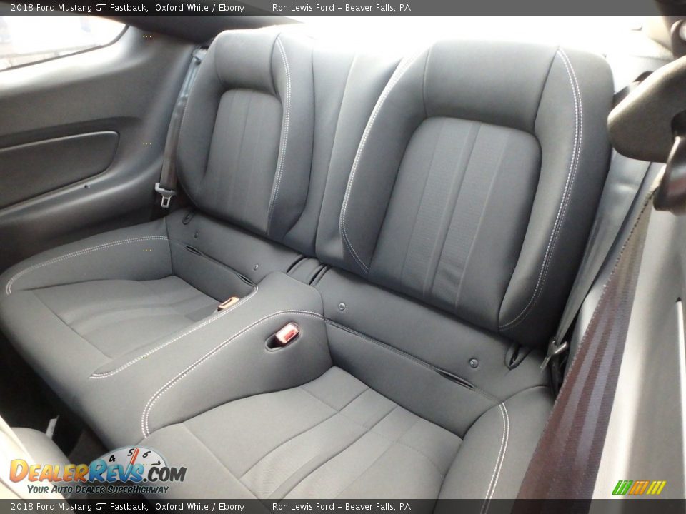Rear Seat of 2018 Ford Mustang GT Fastback Photo #12