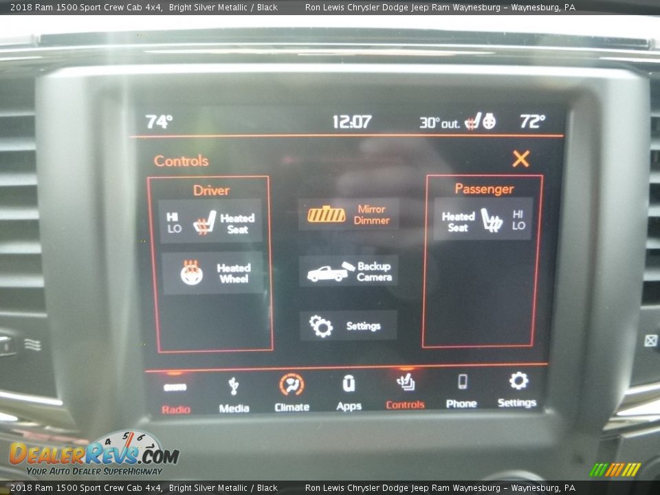 2018 Ram 1500 Sport Crew Cab 4x4 Bright Silver Metallic / Black Photo #18