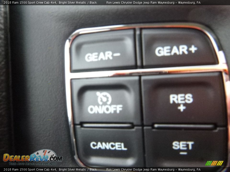 2018 Ram 1500 Sport Crew Cab 4x4 Bright Silver Metallic / Black Photo #19