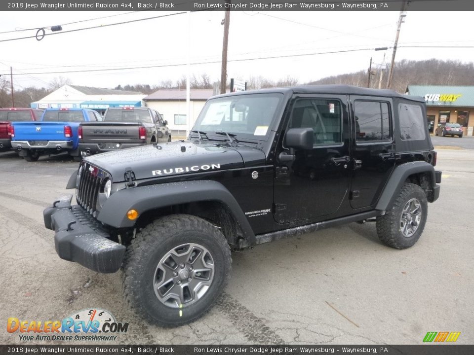 Front 3/4 View of 2018 Jeep Wrangler Unlimited Rubicon 4x4 Photo #1
