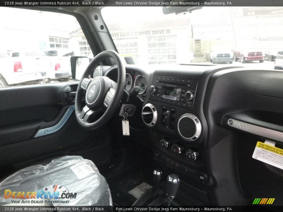 2018 Jeep Wrangler Unlimited Rubicon 4x4 Black / Black Photo #11