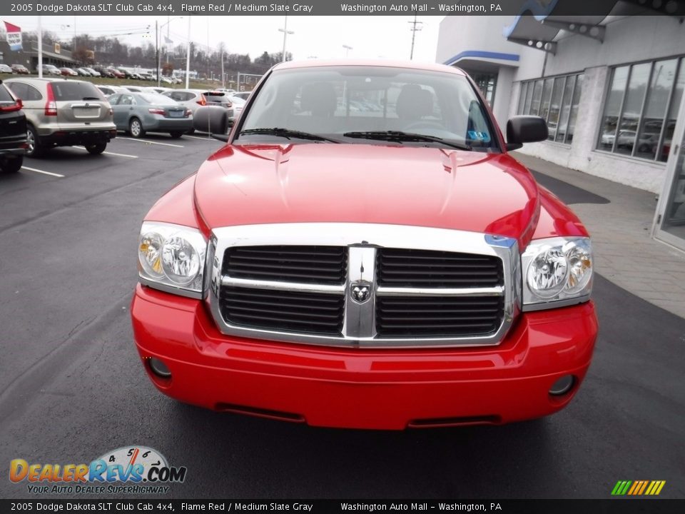 2005 Dodge Dakota SLT Club Cab 4x4 Flame Red / Medium Slate Gray Photo #6