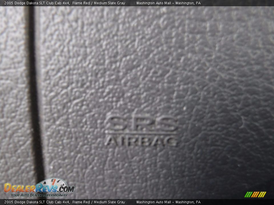 2005 Dodge Dakota SLT Club Cab 4x4 Flame Red / Medium Slate Gray Photo #21