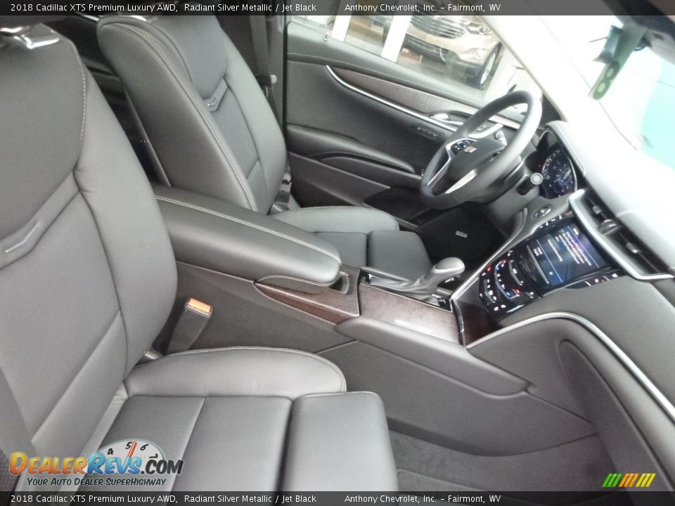 2018 Cadillac XTS Premium Luxury AWD Radiant Silver Metallic / Jet Black Photo #10