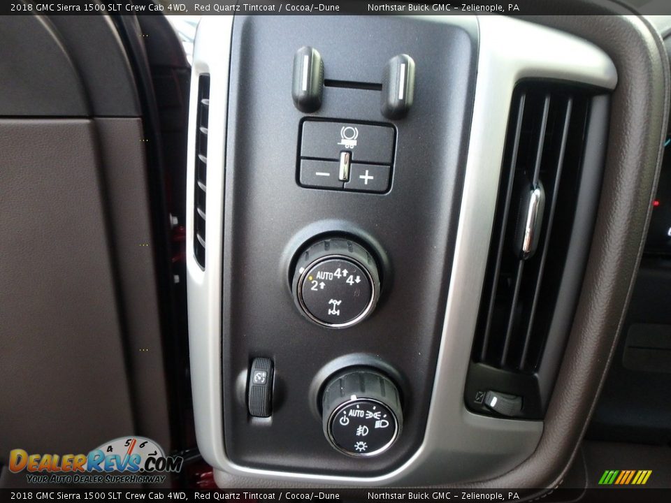 2018 GMC Sierra 1500 SLT Crew Cab 4WD Red Quartz Tintcoat / Cocoa/­Dune Photo #15