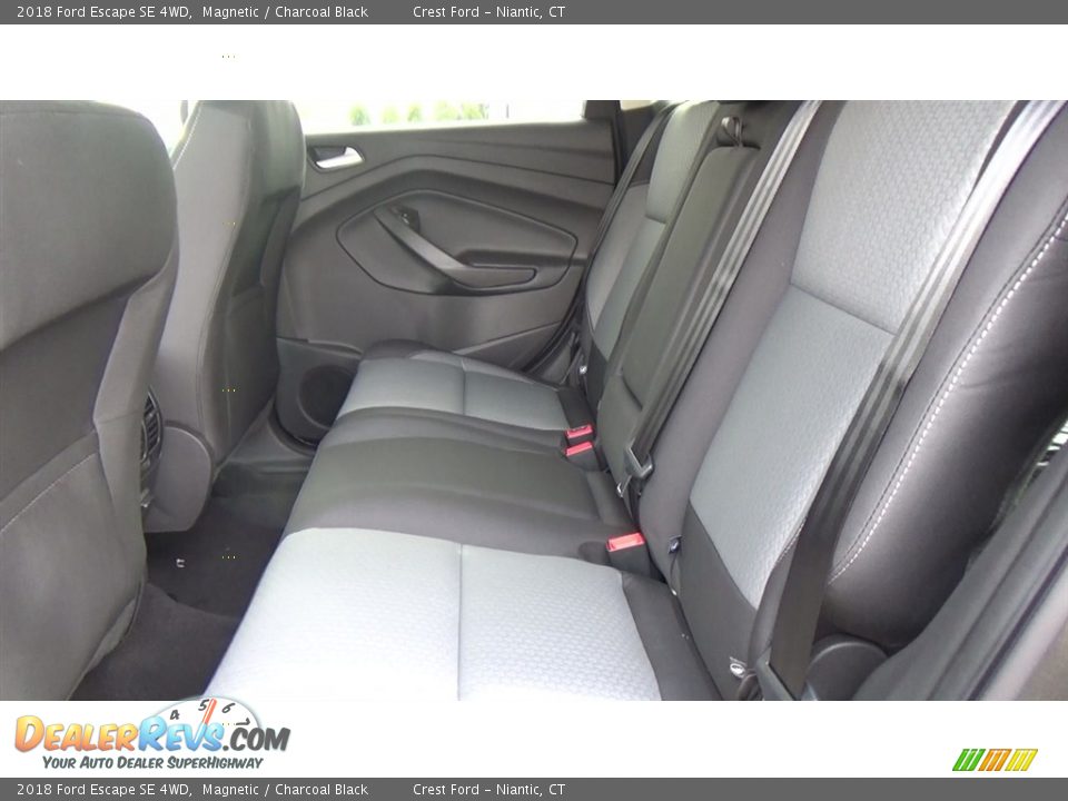 2018 Ford Escape SE 4WD Magnetic / Charcoal Black Photo #18