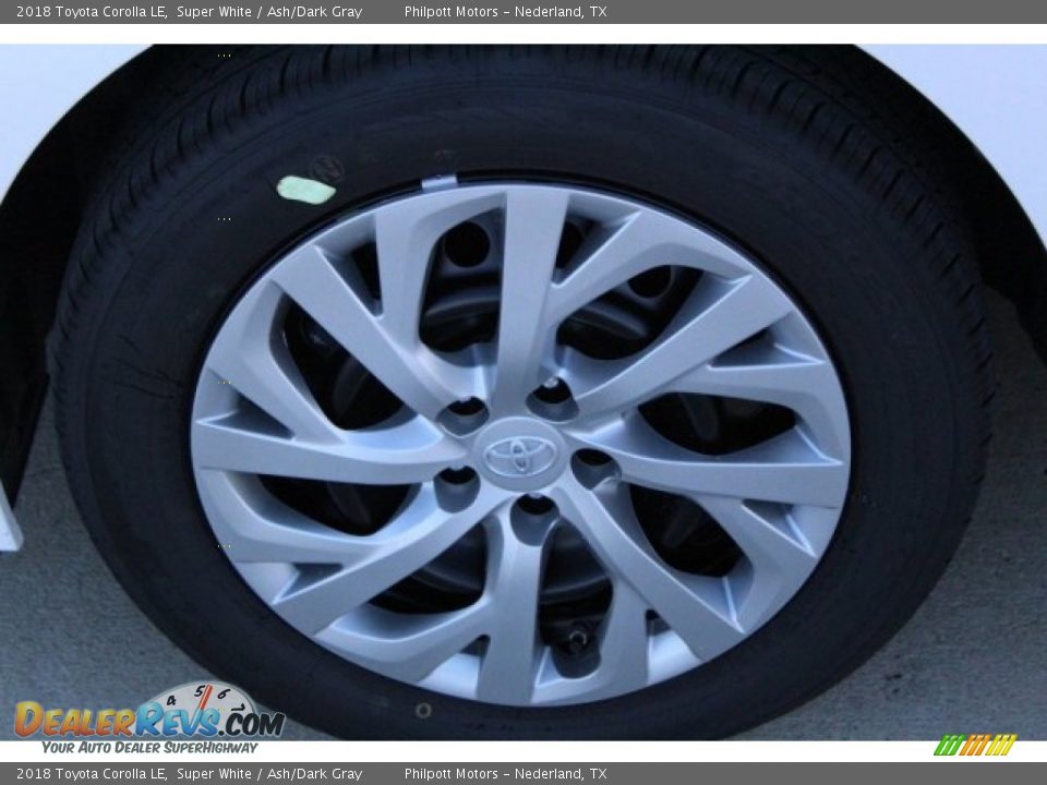 2018 Toyota Corolla LE Super White / Ash/Dark Gray Photo #4