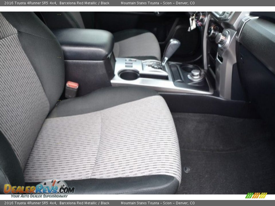 2016 Toyota 4Runner SR5 4x4 Barcelona Red Metallic / Black Photo #17