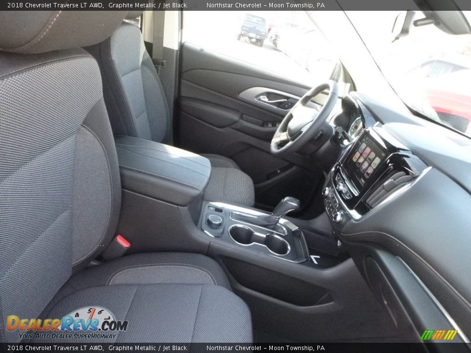 2018 Chevrolet Traverse LT AWD Graphite Metallic / Jet Black Photo #9