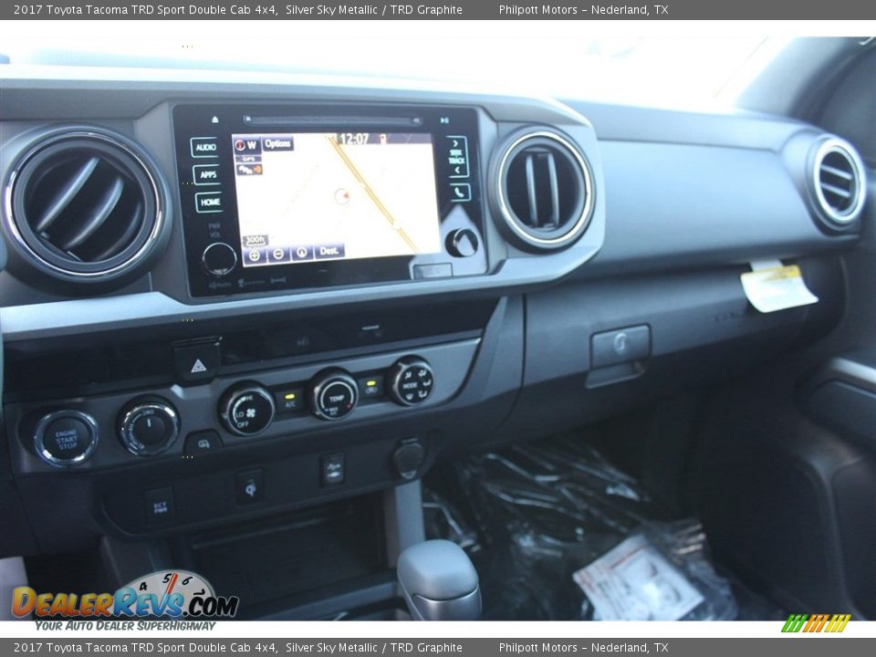 2017 Toyota Tacoma TRD Sport Double Cab 4x4 Silver Sky Metallic / TRD Graphite Photo #13