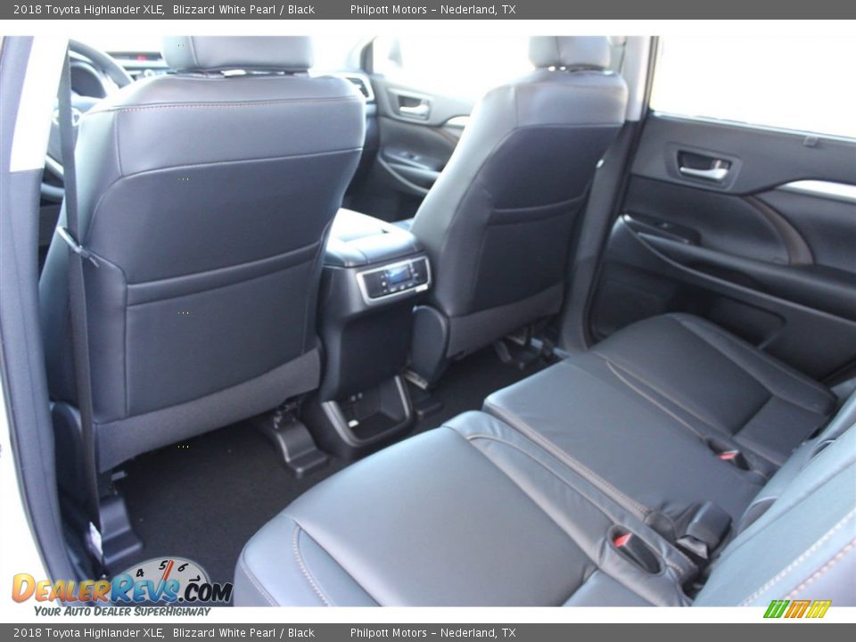 2018 Toyota Highlander XLE Blizzard White Pearl / Black Photo #26