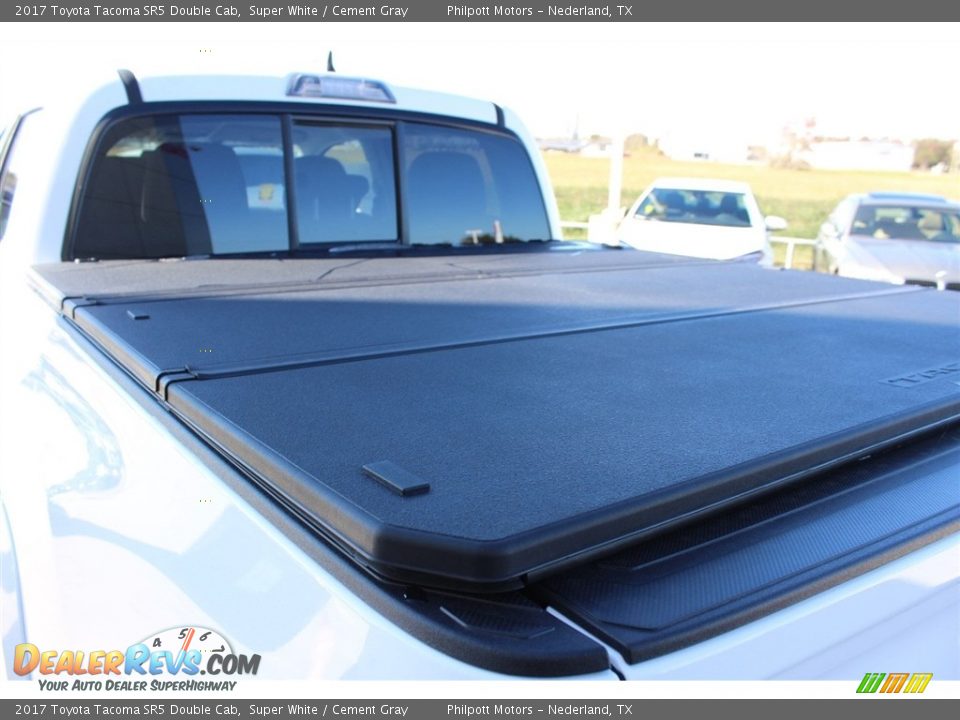 2017 Toyota Tacoma SR5 Double Cab Super White / Cement Gray Photo #8