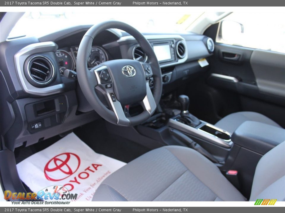 2017 Toyota Tacoma SR5 Double Cab Super White / Cement Gray Photo #10