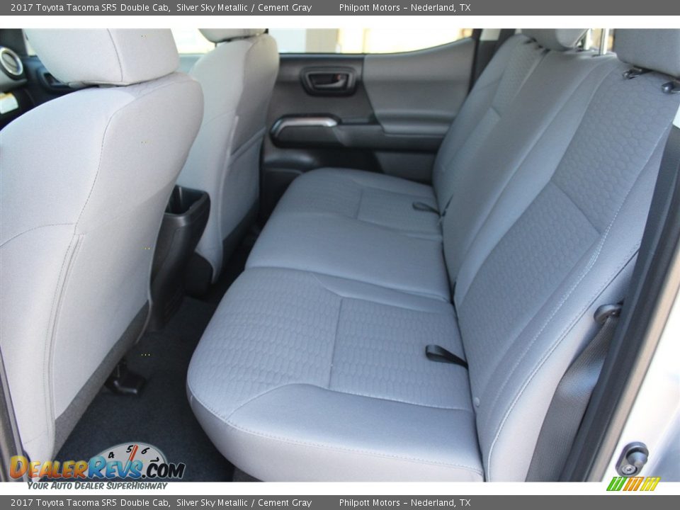 2017 Toyota Tacoma SR5 Double Cab Silver Sky Metallic / Cement Gray Photo #22