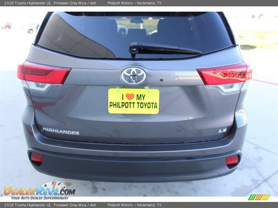 2018 Toyota Highlander LE Predawn Gray Mica / Ash Photo #7