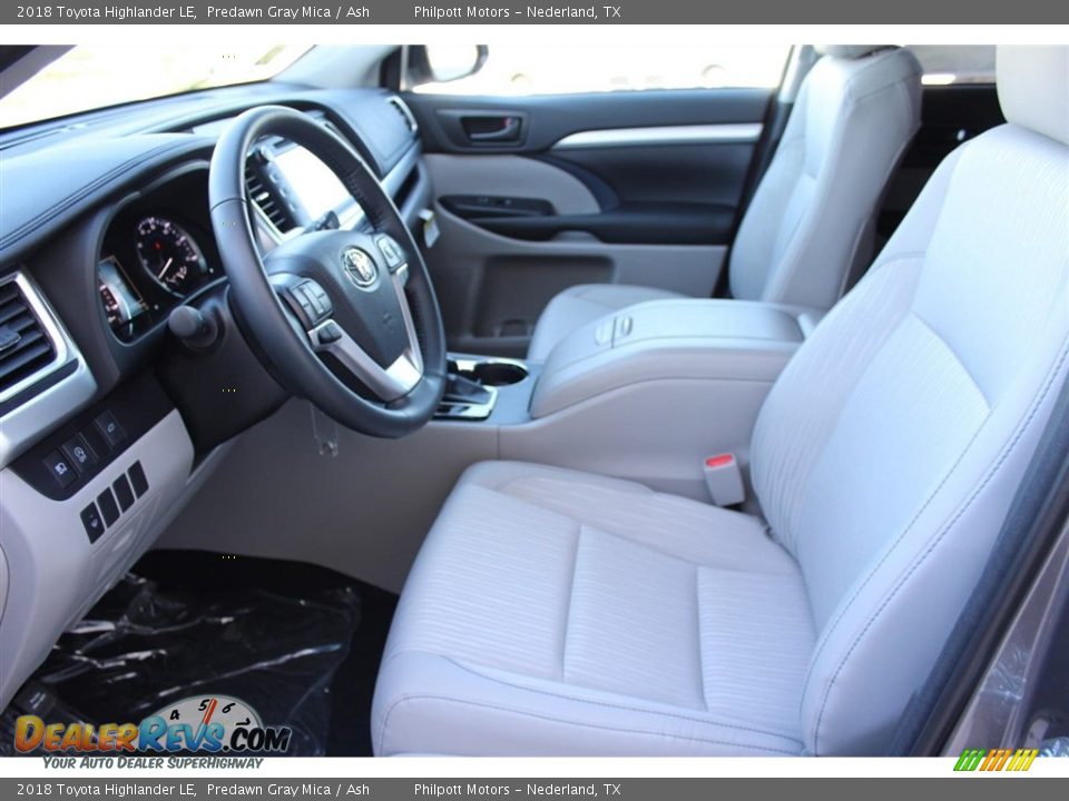 2018 Toyota Highlander LE Predawn Gray Mica / Ash Photo #11