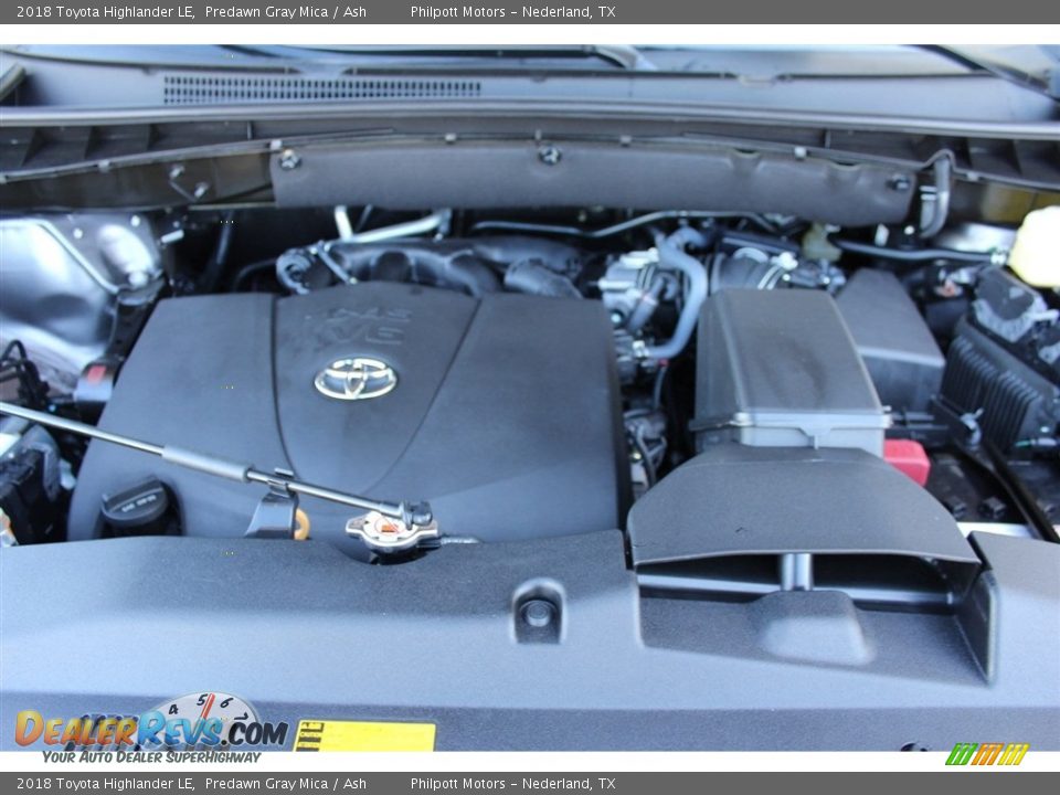 2018 Toyota Highlander LE Predawn Gray Mica / Ash Photo #29