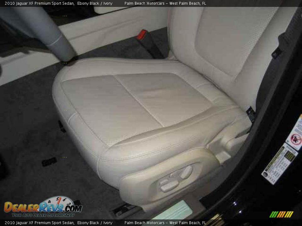 2010 Jaguar XF Premium Sport Sedan Ebony Black / Ivory Photo #17