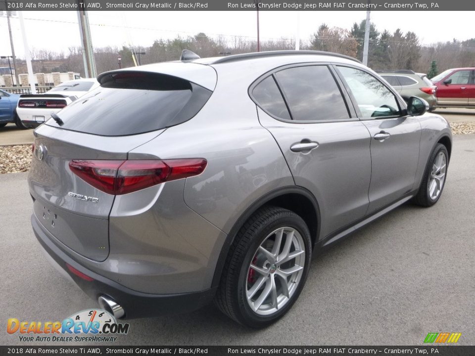 2018 Alfa Romeo Stelvio Ti AWD Stromboli Gray Metallic / Black/Red Photo #7