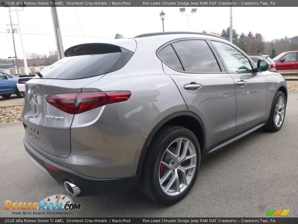 2018 Alfa Romeo Stelvio Ti AWD Stromboli Gray Metallic / Black/Red Photo #8