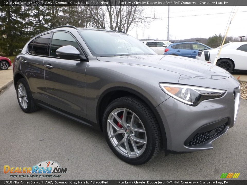 2018 Alfa Romeo Stelvio Ti AWD Stromboli Gray Metallic / Black/Red Photo #11