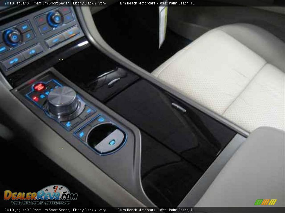 2010 Jaguar XF Premium Sport Sedan Ebony Black / Ivory Photo #24