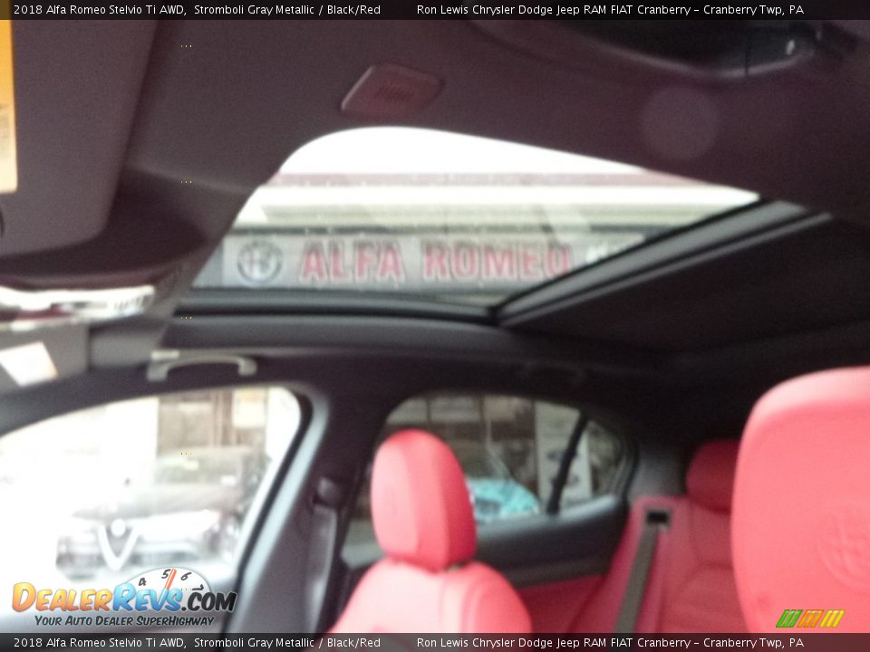 2018 Alfa Romeo Stelvio Ti AWD Stromboli Gray Metallic / Black/Red Photo #23