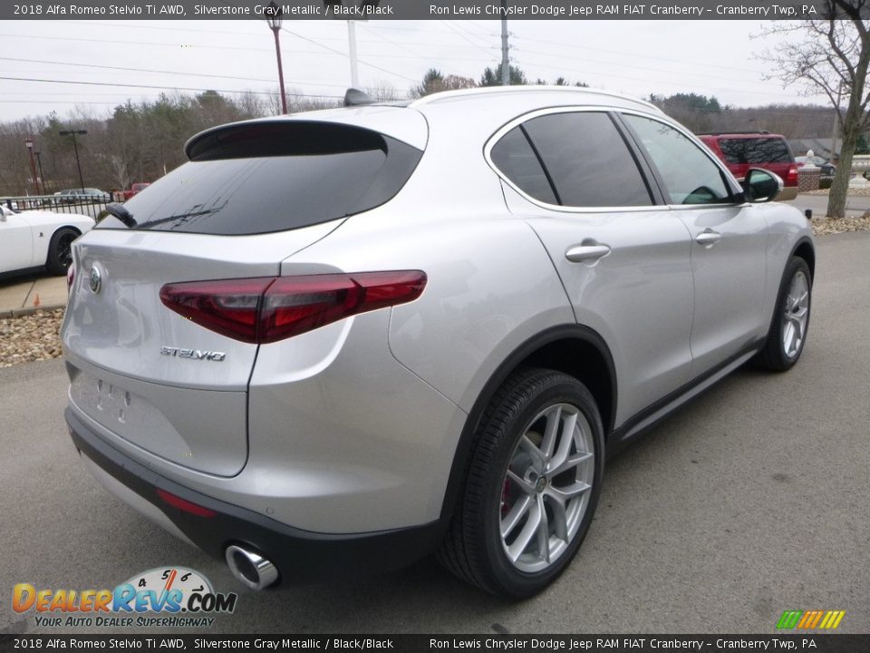 2018 Alfa Romeo Stelvio Ti AWD Silverstone Gray Metallic / Black/Black Photo #7