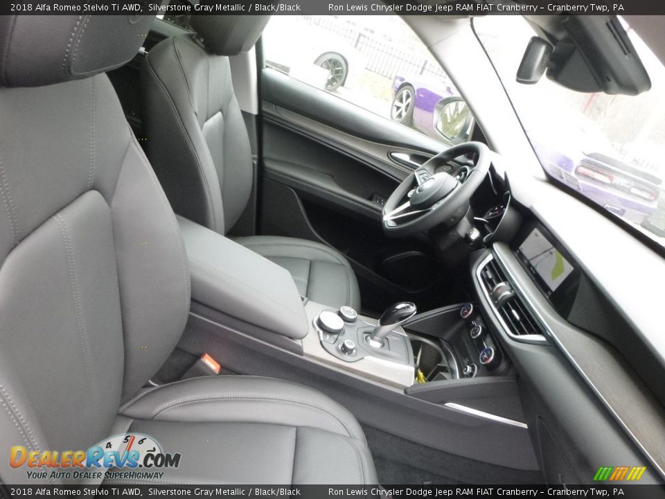 2018 Alfa Romeo Stelvio Ti AWD Silverstone Gray Metallic / Black/Black Photo #13