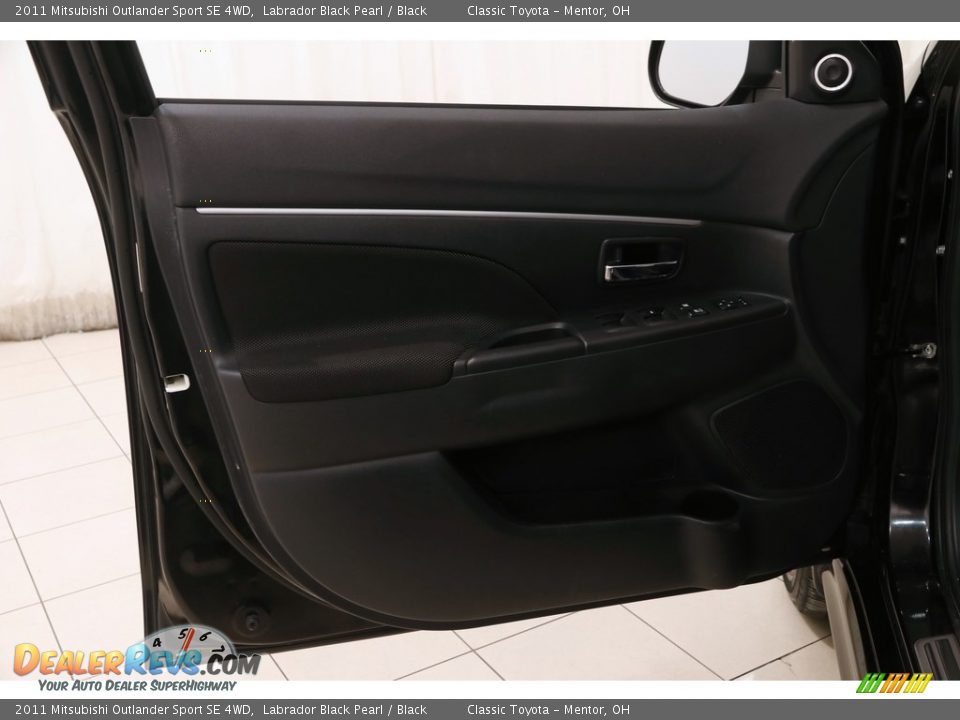 2011 Mitsubishi Outlander Sport SE 4WD Labrador Black Pearl / Black Photo #4